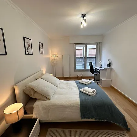 Cosy At Gates Of Paris Apartment *