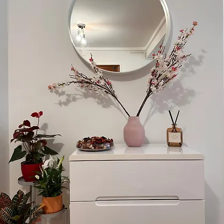 Cosy At Gates Of Paris Apartment