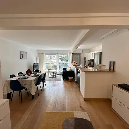 Cosy At Gates Of Paris Apartment